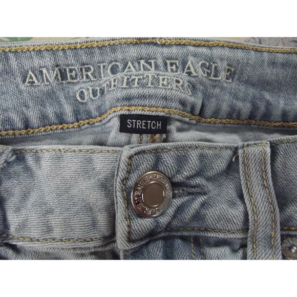 American Eagle 6 Blue Cut Off Denim Jean Distressed Shortie Shorts crochet trim - Picture 4 of 6